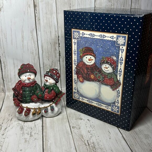 Lang & Wise Hand in Hand Snow Couple 2000 #76600408 - Picture 1 of 8